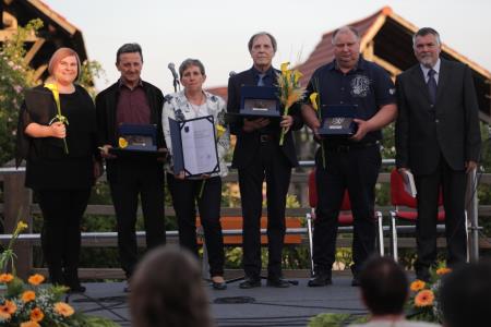 StR praznik 2021 - zupan z nagrajenci, foto Alenka S Lamovsek (4)